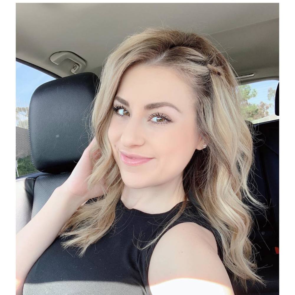 Meet your Posher, Stacy